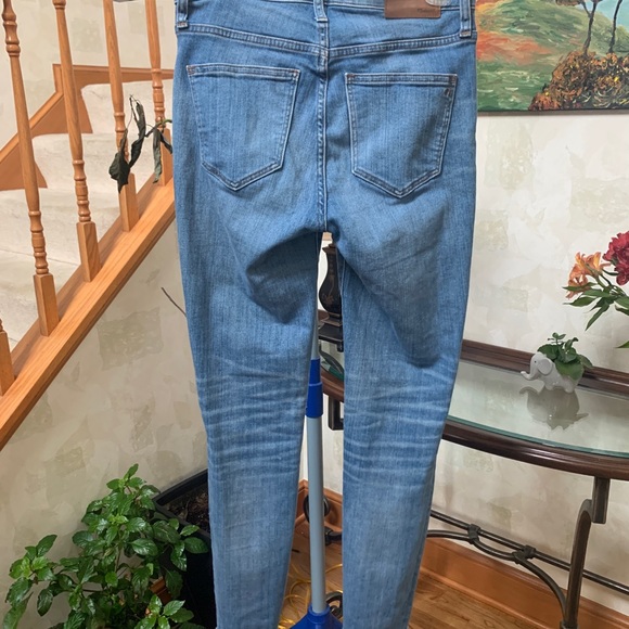 Madewell 9" High-Rise Skinny Crop Jeans: Destructed-Hem Edition, size 26 - Picture 2 of 6